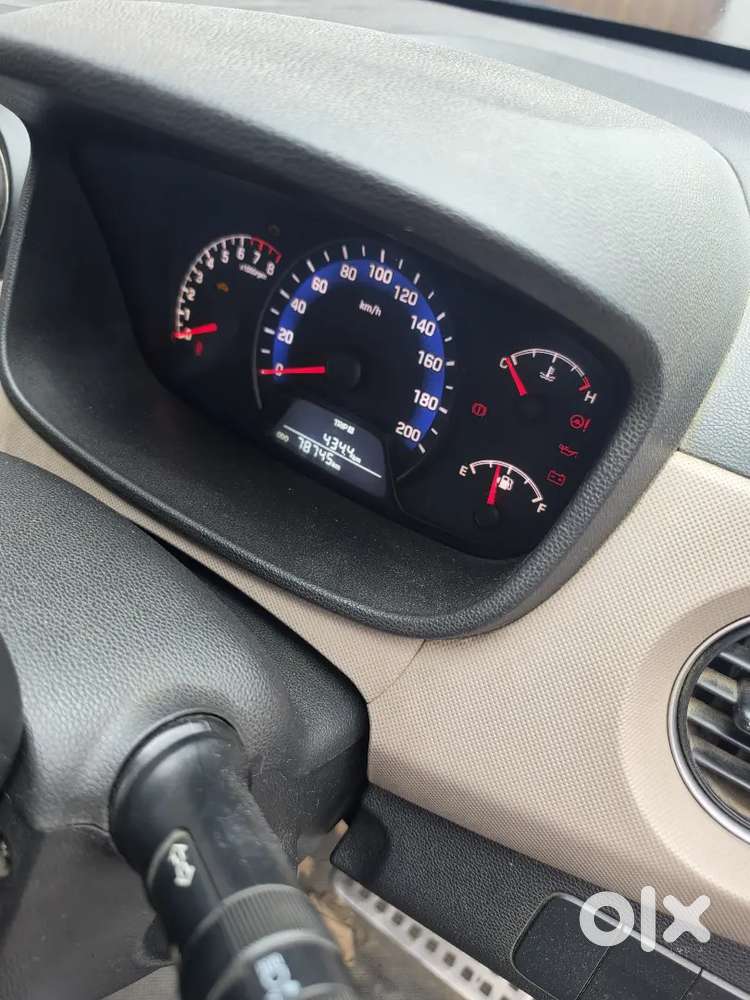 Hyundai Xcent Petrol 2014