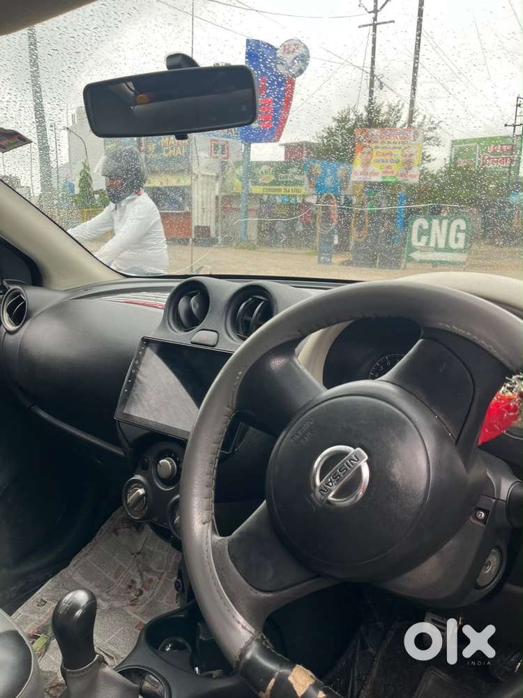 Nissan Sunny Petrol 2013