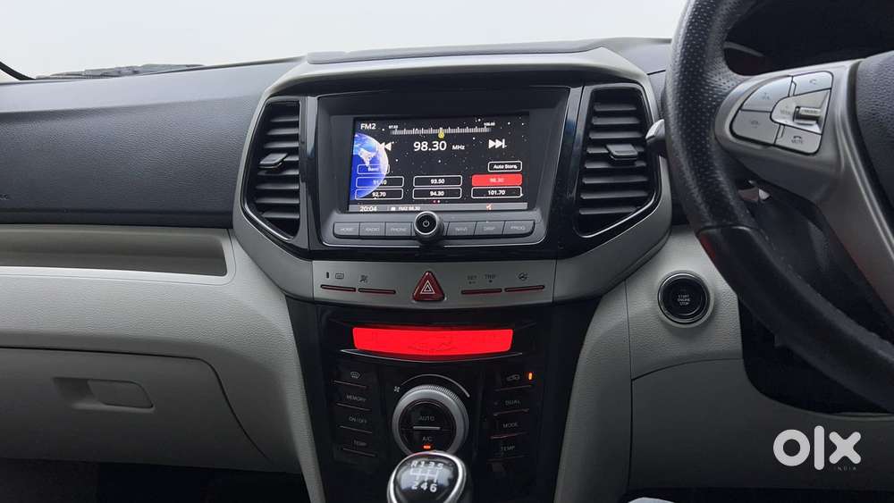 Mahindra Xuv300 W8, 2022, Petrol