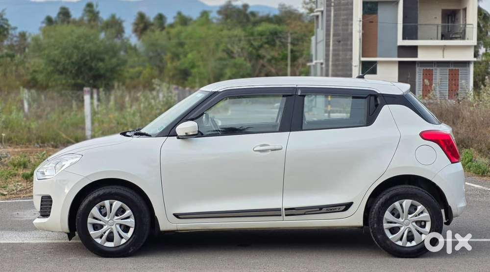 Maruti Suzuki Swift 1.2 Vxi (o), 2023, Petrol