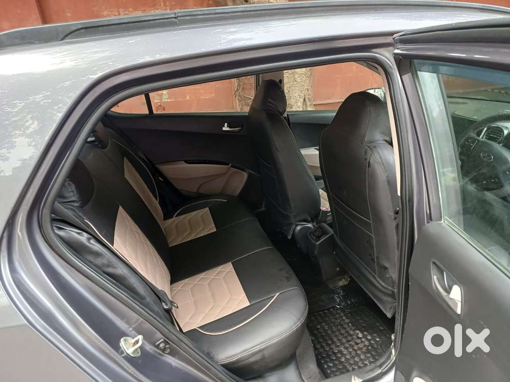 Hyundai Grand I10 Sportz, 2016, Petrol