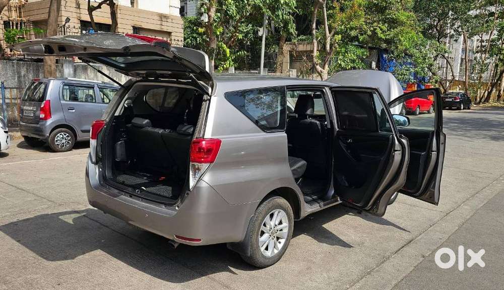Toyota Innova Crysta 2.8 Gx At, 2017, Diesel