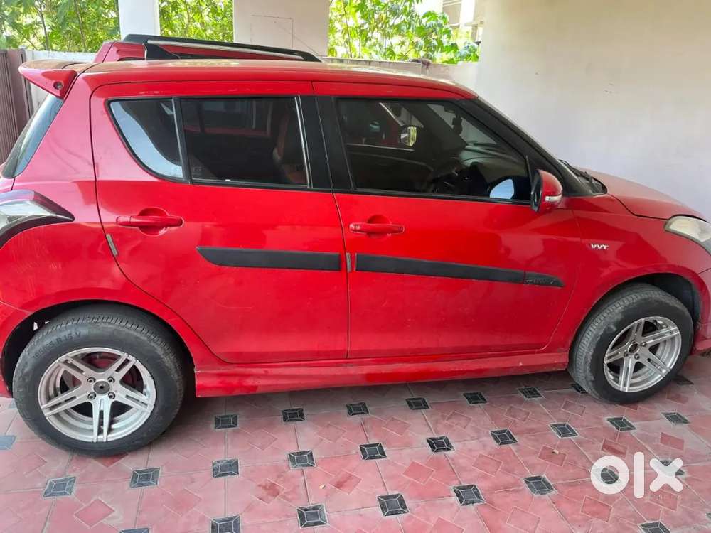 Maruti Suzuki Swift Vxi Petrol