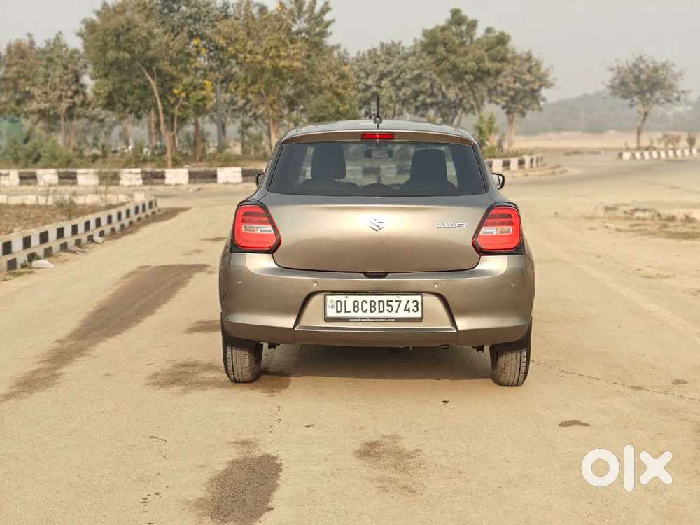 Maruti Suzuki Swift Vxi + Manual, 2022, Petrol
