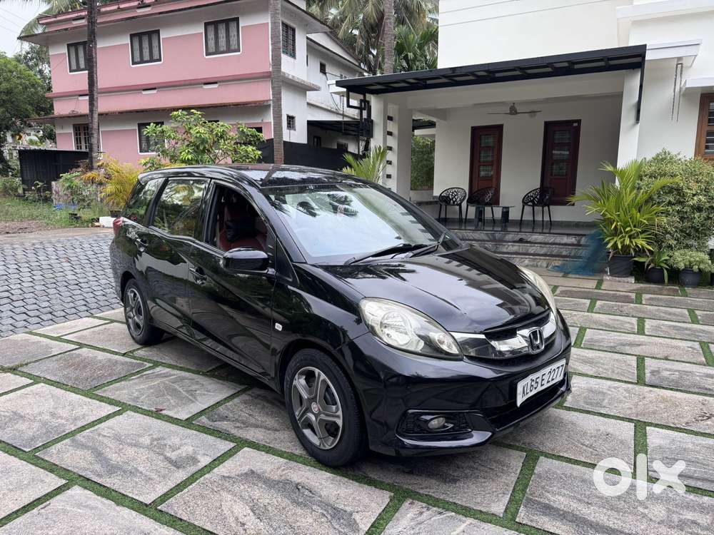 Honda Mobilio, 2014, Diesel