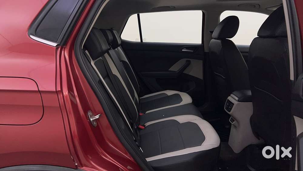 Volkswagen Taigun Topline 1.0 Tsi At (electric Seats), 2022, Petrol