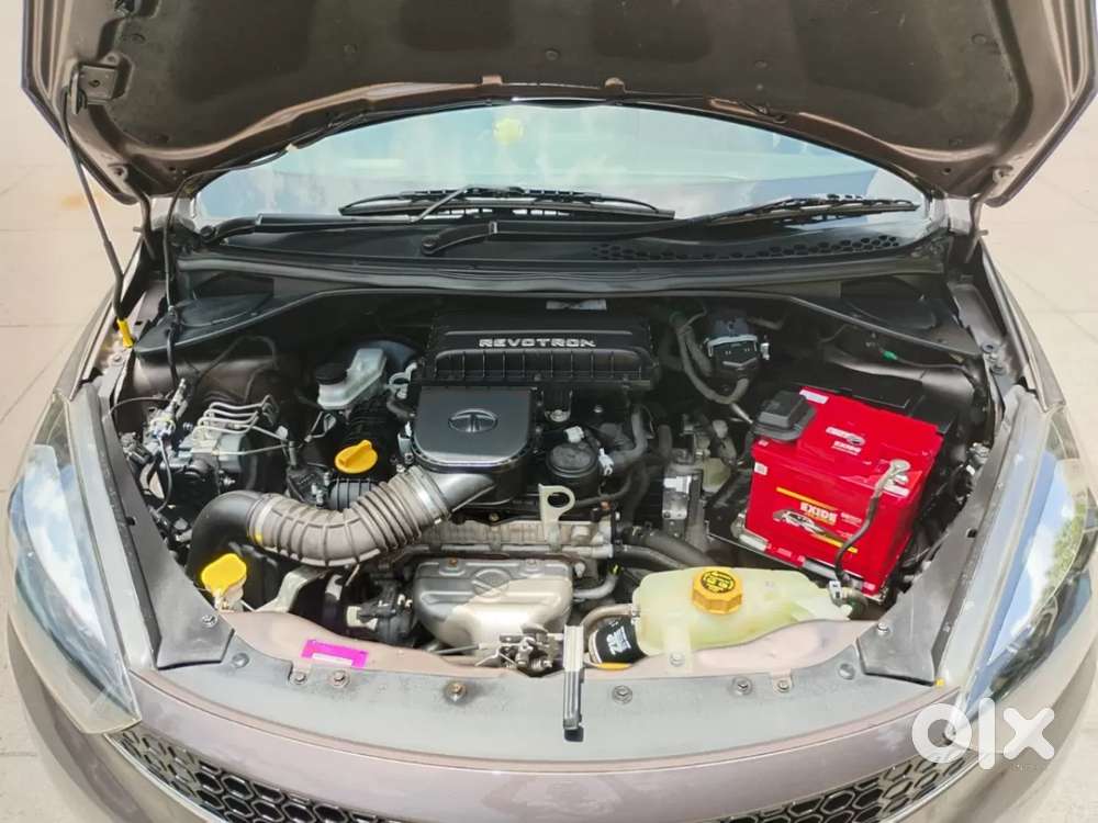 Tata Tiago Xza, 2018, Petrol