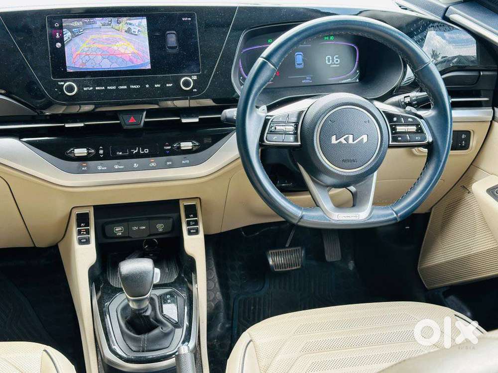 Kia Carens 1.4 Luxury Plus Dct 7 Str, 2022, Petrol