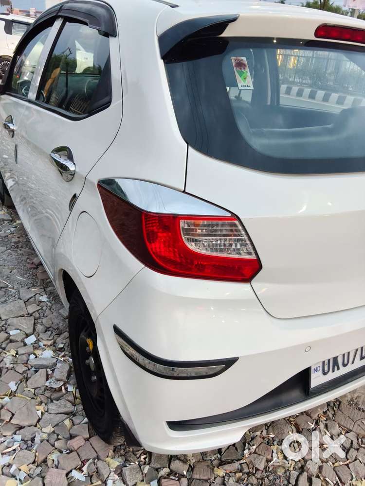 Tata Tiago 1.2 Revotron Xt (o), 2021, Petrol