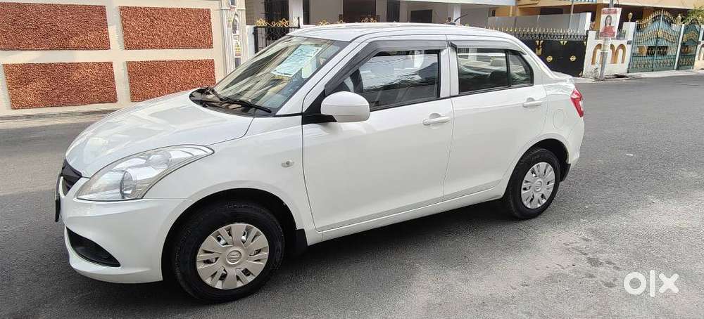 Maruti Suzuki Swift Dzire Lxi Option, 2022, Petrol