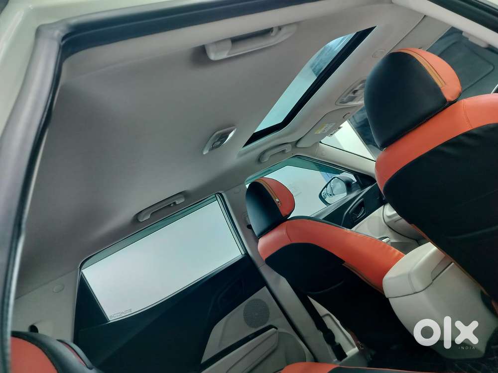 Mahindra Xuv300 W6 Diesel, 2023, Diesel