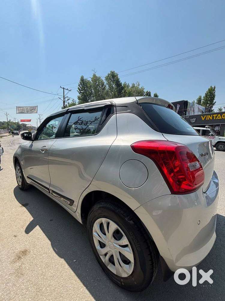 Maruti Suzuki Swift Vvt Vxi, 2022, Petrol