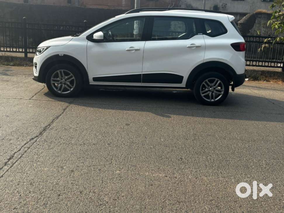 Renault Triber Rxz, 2020, Petrol