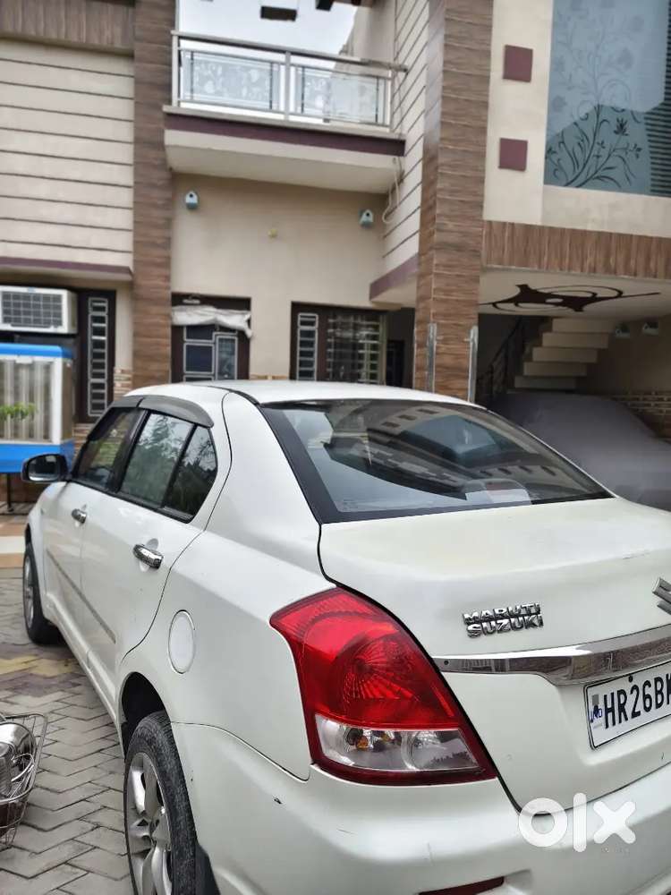 Maruti Suzuki Dzire 2011 Petrol