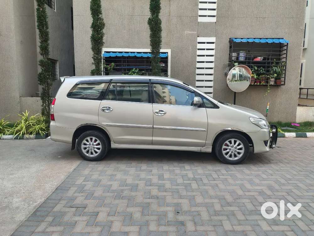 Toyota Innova 2013 Diesel Good Condition 2.5 Z