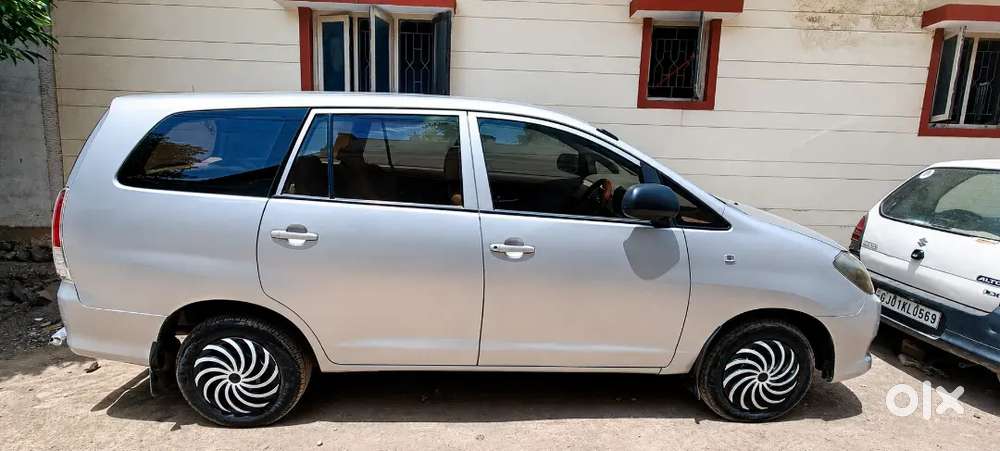Toyota Innova 2.5 G1 2010