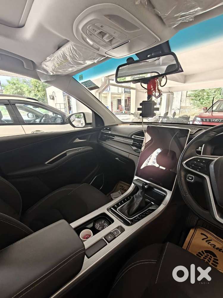 2024 Mg Hector Select Cvt Pro Auto Petrol Warranty 13 Lakhs Negotiable