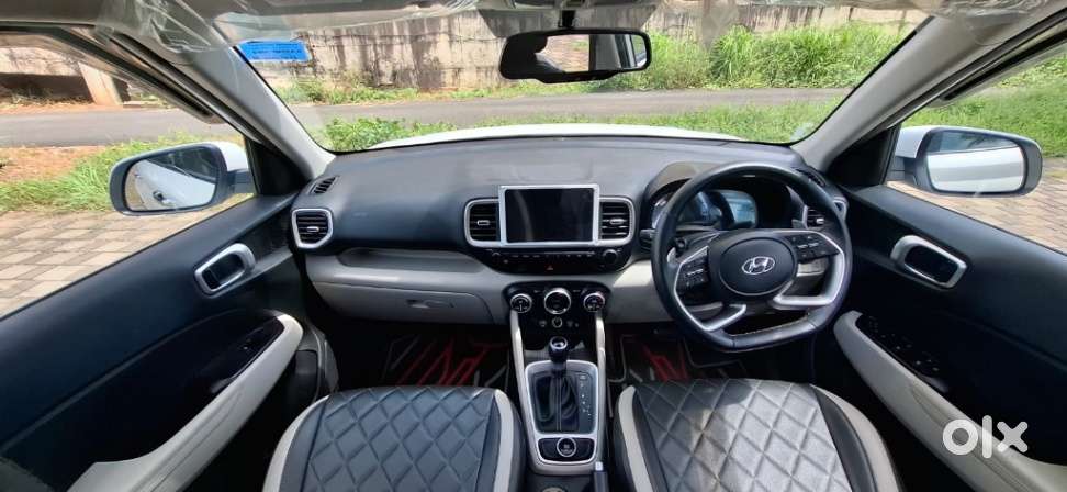 Hyundai Venue Sx Plus Turbo Dct, 2023, Petrol