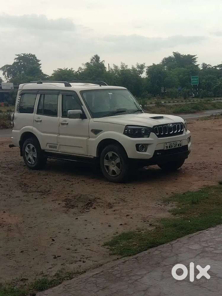 Mahindra Scorpio 2.2 2016