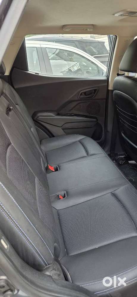 Mahindra Xuv400 Ev Ec Fast Charger, 2023, Electric