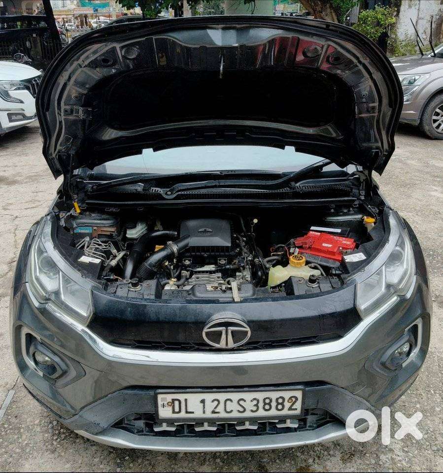Tata Nexon 1.2 Revotron Xza Plus, 2020, Petrol