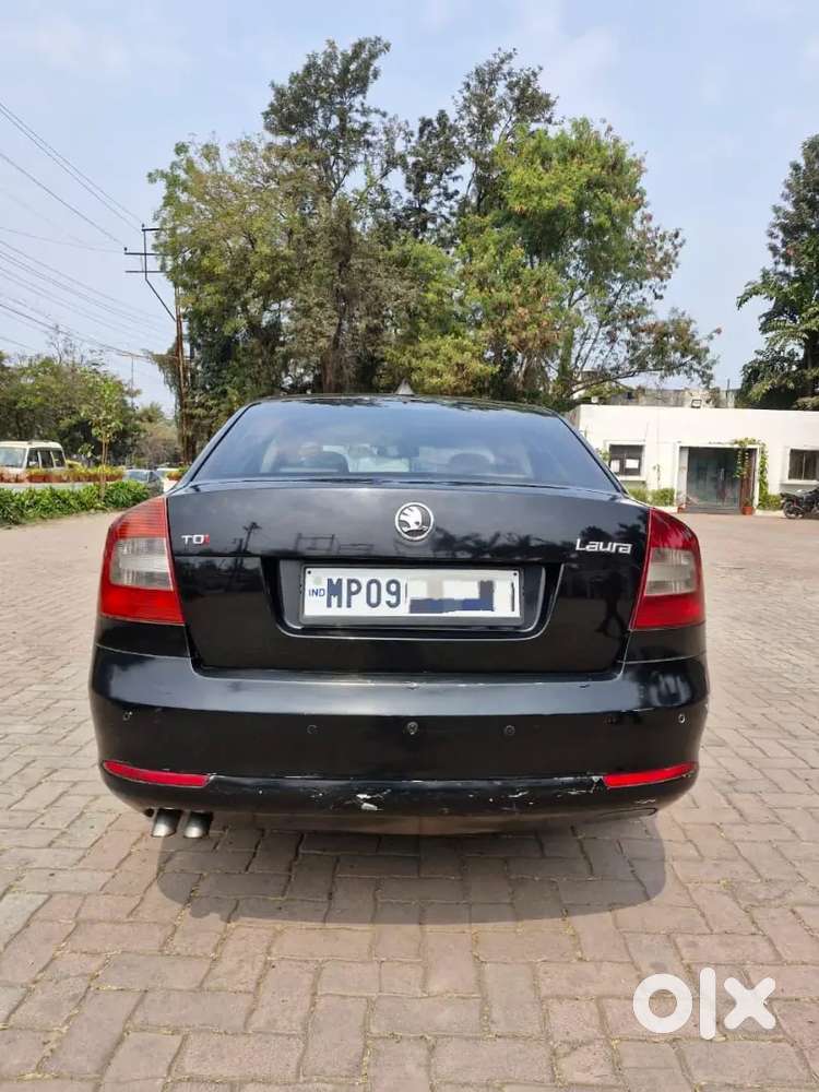Skoda Laura 2.0 Ambiente 2011