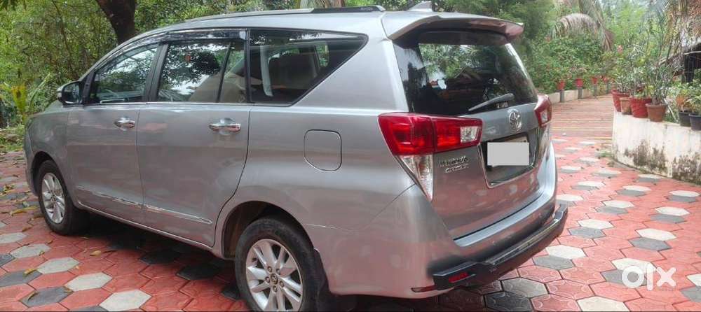 Innova Crysta 2016 , 144000 Km/ 1665000