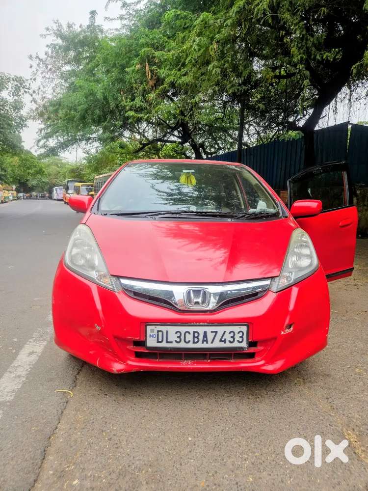 Honda Jazz 2012 Petrol Well Maintained Delhi Registered 2nd Owner