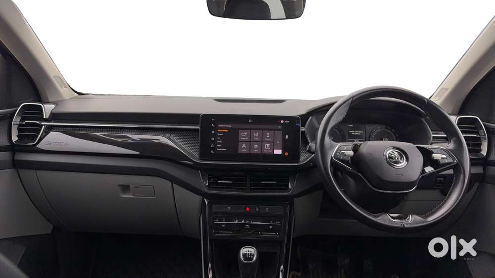 Skoda Kushaq 1.0 Tsi Style, 2022, Petrol