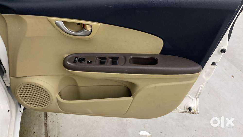 Honda Brio 2013-2016 V Mt, 2014, Petrol