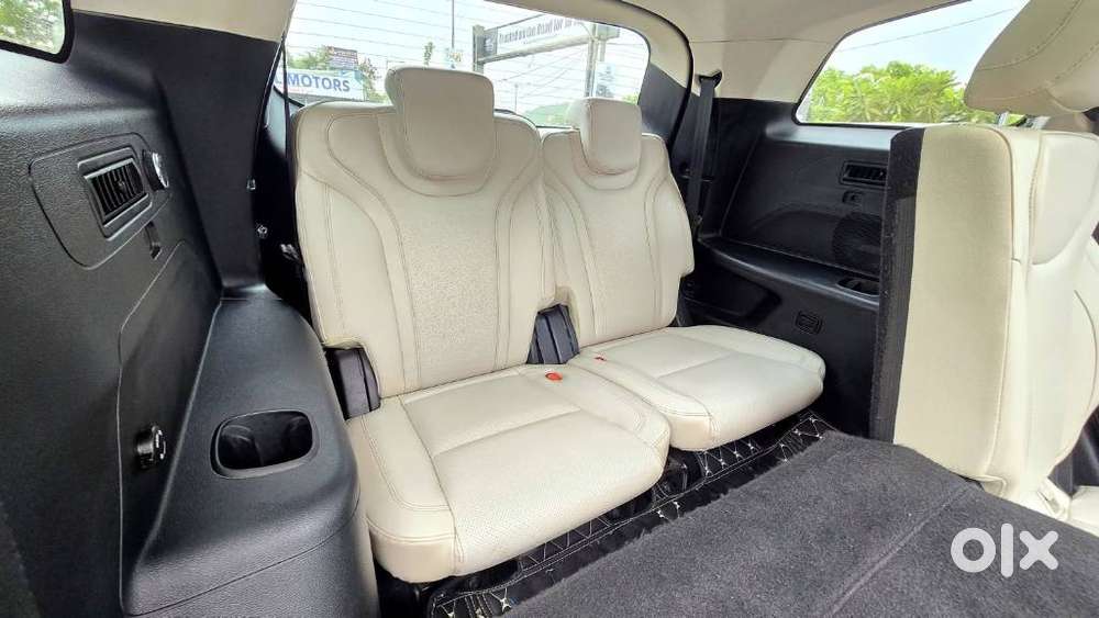 Mahindra Xuv700 2.2 Ax 7 Diesel At Luxury Pack Str, 2022, Diesel