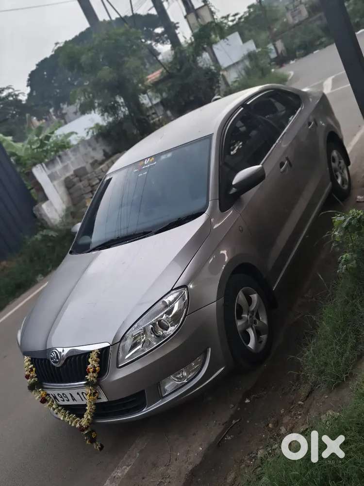 1st Owner Skoda Rapid Elegance 2014 Diesel Manual Top End
