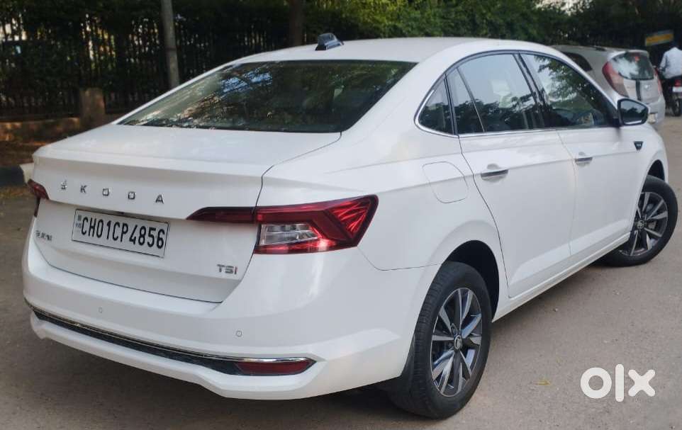 Skoda Slavia 1.5 Tsi Style At, 2023, Petrol