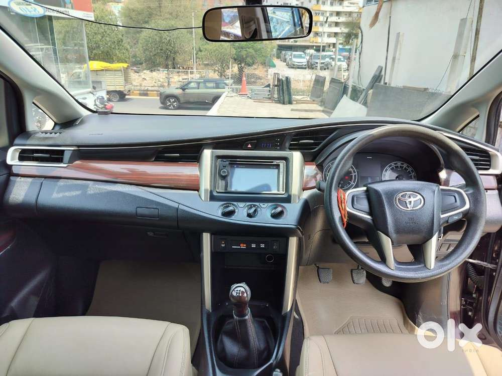 Toyota Innova Crysta 2.4 G Mt, 2017, Diesel