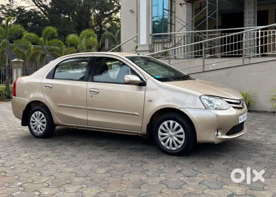 Toyota Etios 2010-2012 G, 2011, Petrol
