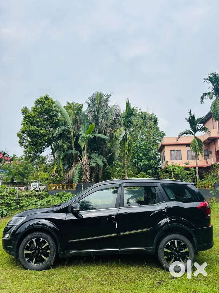 Mahindra Xuv500 W11 2019  Diesel 110000 Km Driven