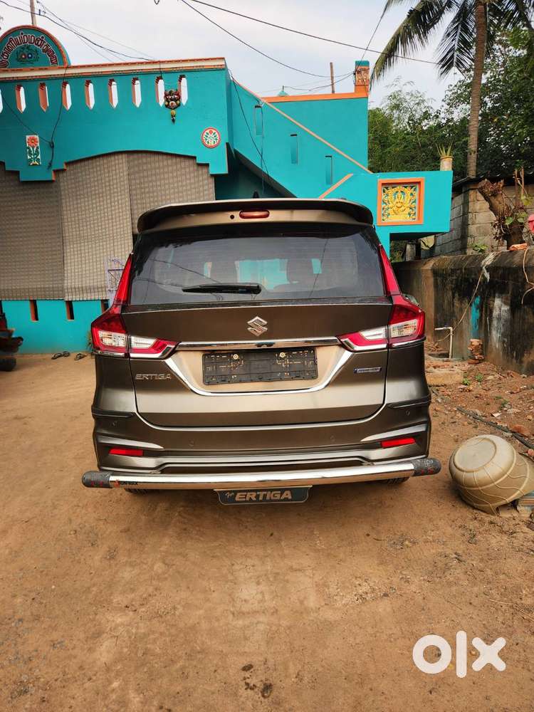 Ertiga Zxi Plus Smart Hybrid, Top End Model