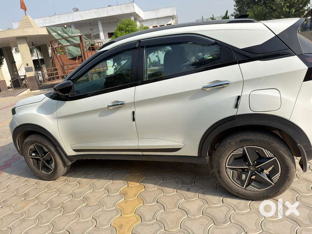 Tata Nexon Petrol 2024