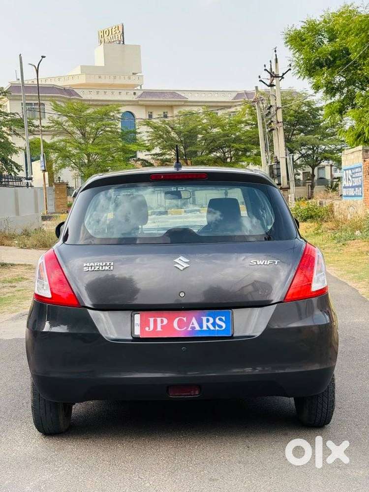 Maruti Suzuki Swift Lxi Option, 2016, Petrol