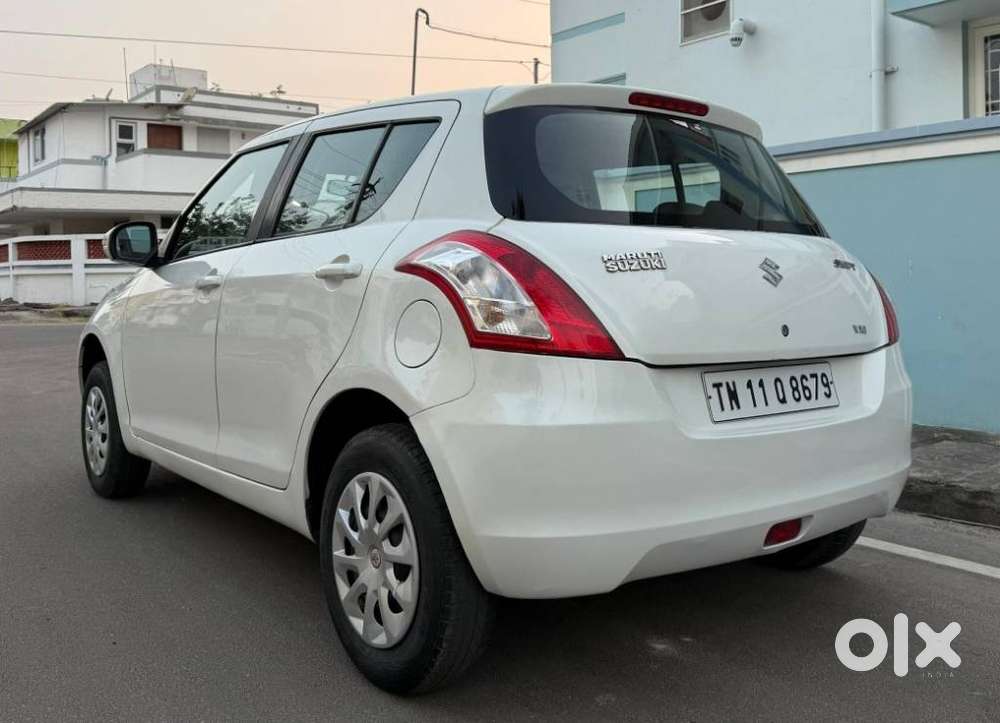 Maruti Suzuki Swift Vxi + Manual, 2016, Petrol
