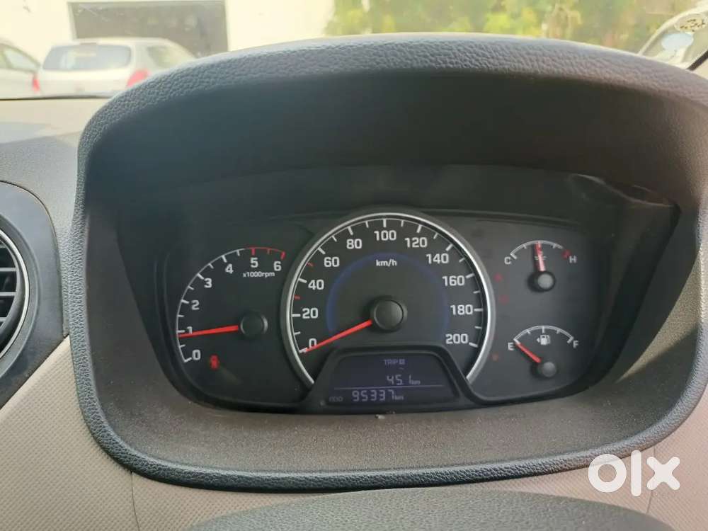 Hyundai Grand I10 2014 Diesel 94251 Km Driven