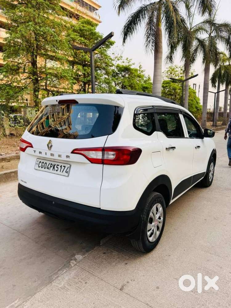 Renault Triber 1.0 Rxe, 2023, Petrol