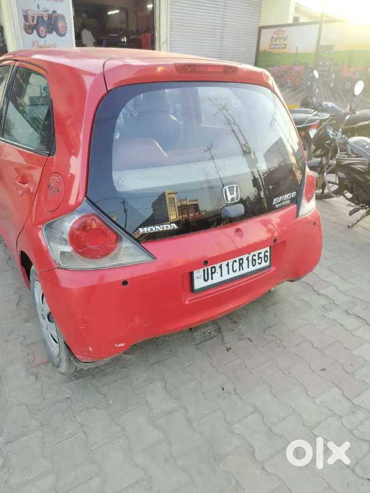 Honda Brio Petrol 2011 - Condition Perfect