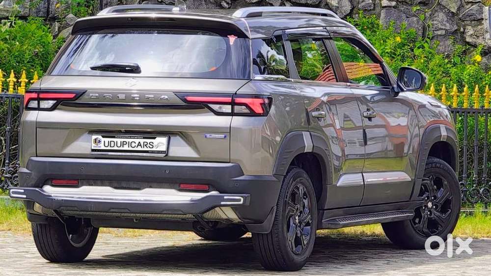 Maruti Suzuki Brezza 1.5 Zxi Smart Hybrid, 2024, Petrol
