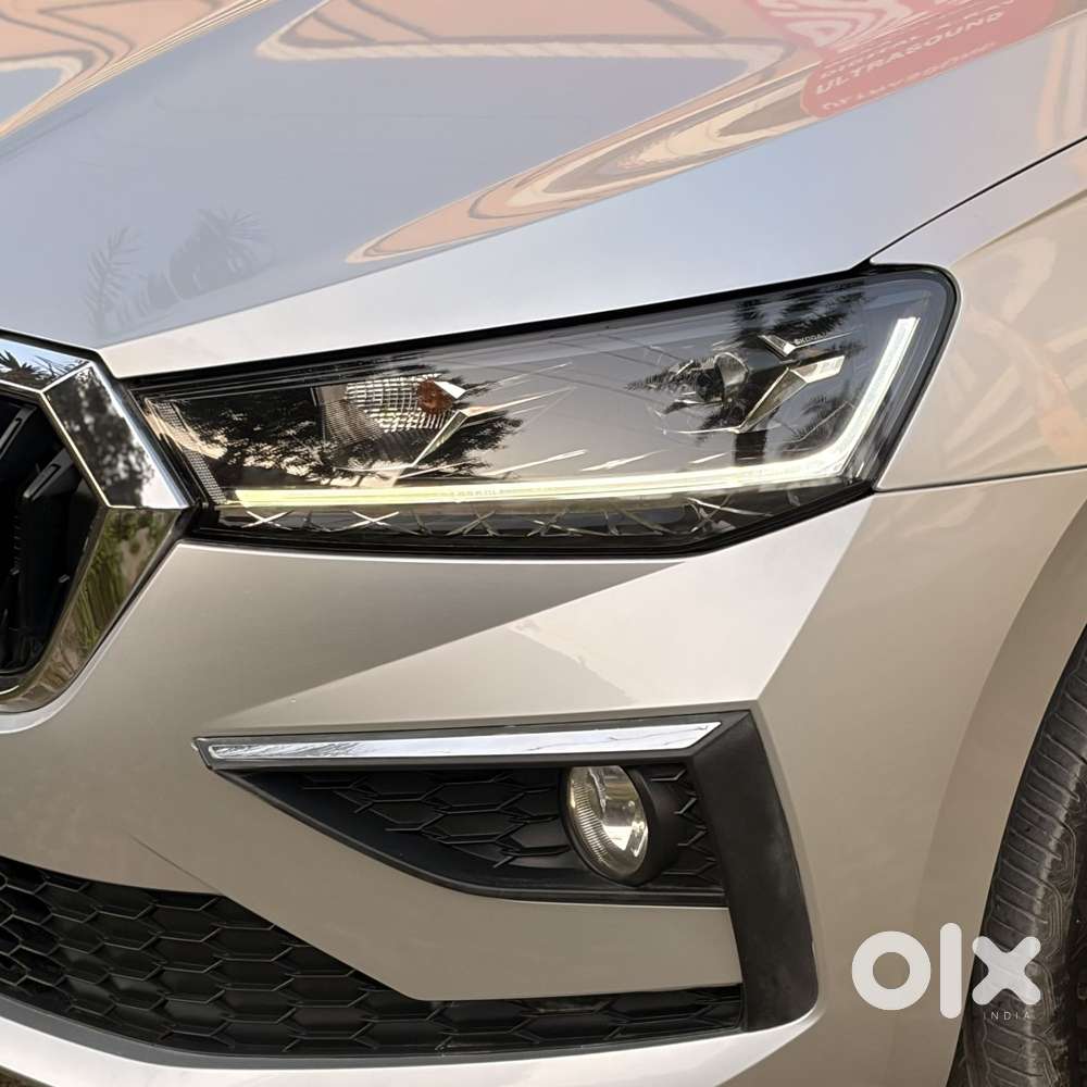 Skoda Slavia Style 1.0l Tsi At, 2024, Petrol