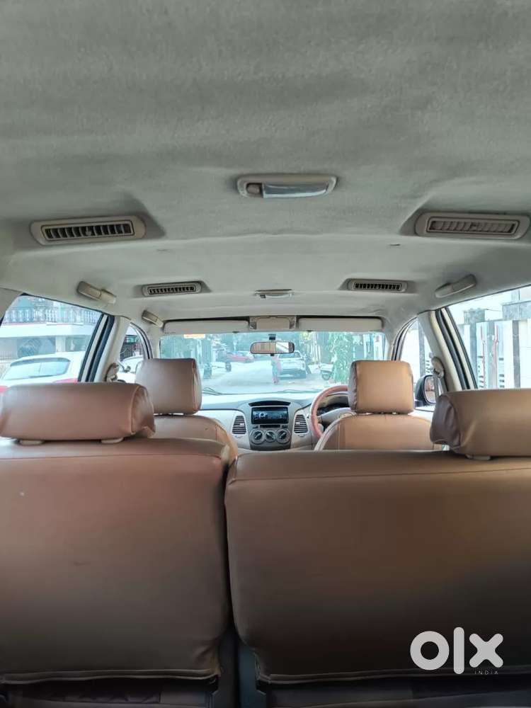 Toyota Innova [2013-2016] 2.5 G4 8 Str, 2009, Diesel