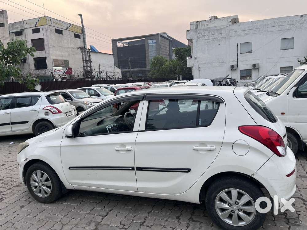 Hyundai I20 Sportz 1.2 Bs-iv, 2012, Petrol