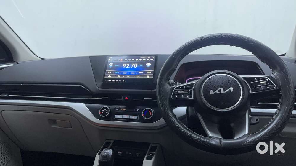 Kia Carens 1.4 Prestige 7 Str, 2023, Petrol