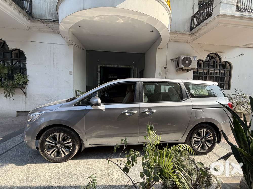 Kia Carnival Prestige, 2021, Diesel