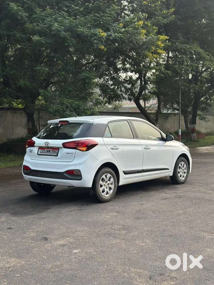 Hyundai I20 Sportz 1.2 Bs-iv, 2018, Petrol
